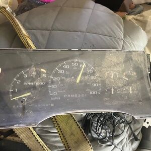 1995-2000 CHEVY GMC C/K SILVERADO GAUGE CLUSTER 230k MILES 230561 OEM